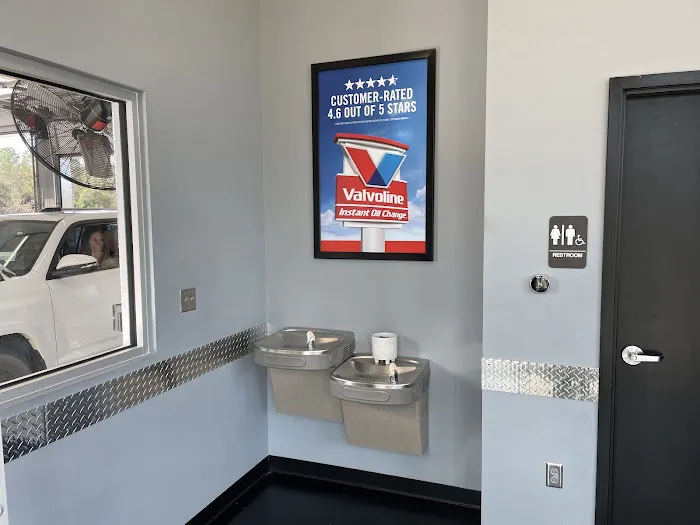 Valvoline Instant Oil Change 2