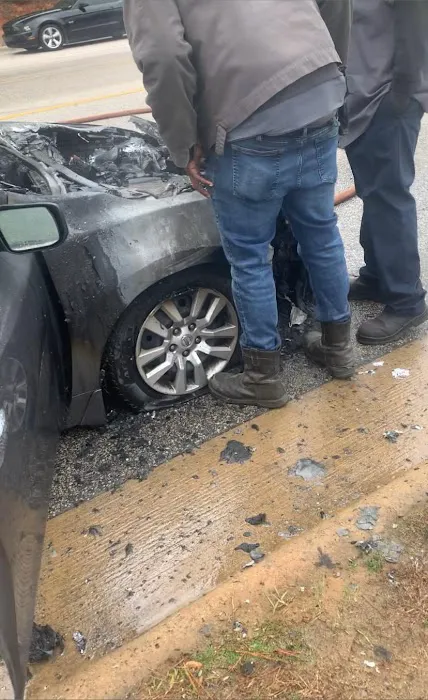Cain's Auto Shop 0