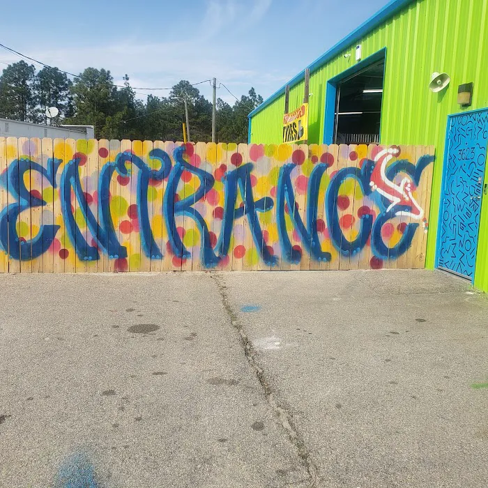 Cain's Auto Shop 8
