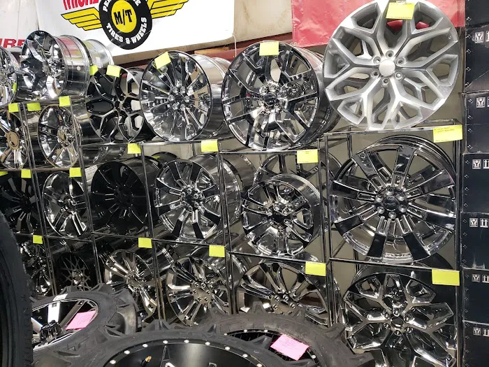 Black's Tire & Auto Service 2