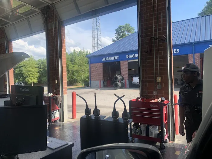 Express Oil Change & Tire Engineers 4