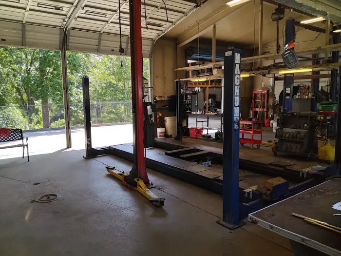 Mike's Tire & Auto 9