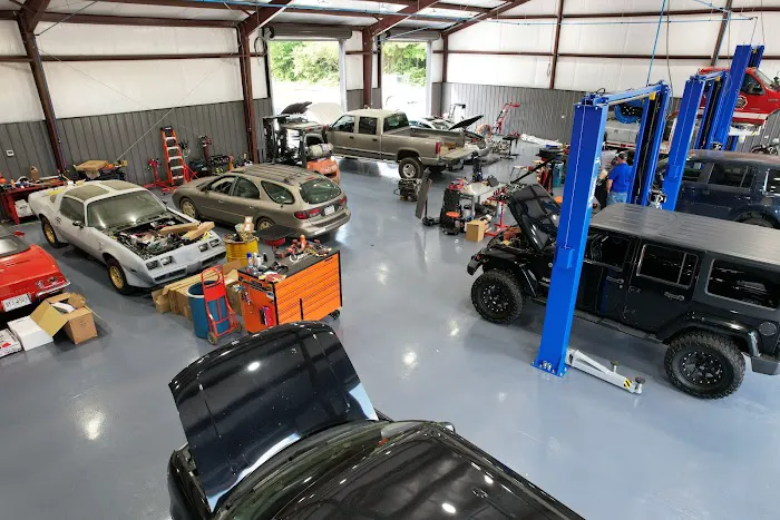 Holloway’s Automotive 0