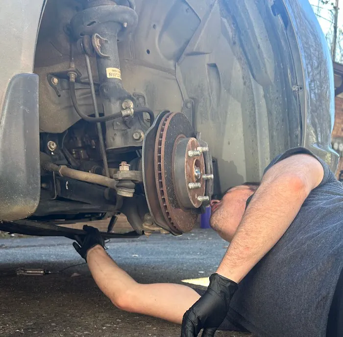 A&W Mobile Auto Repairs 6