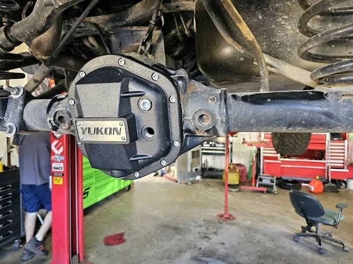 Motoflex Jeep and Axle Service 6