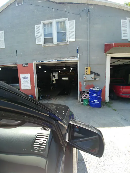 Robert's Auto Repair 0
