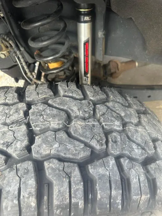 Doss Tire and Wheel 1