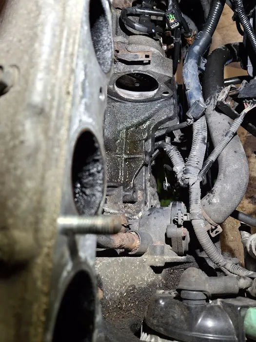 A to Z Auto Repair and Fleet Maintenance 6