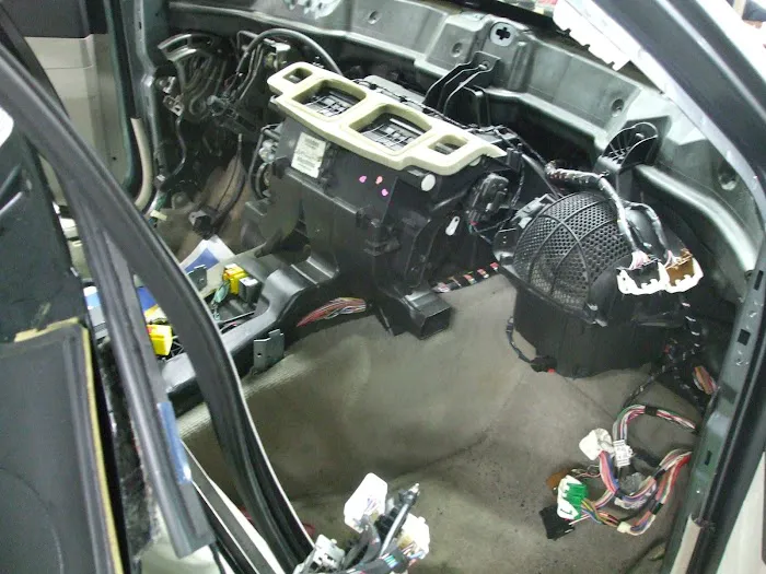 J's Auto Service 9