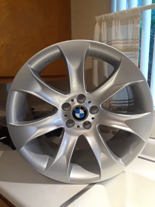 BMW of Monterey Service Center 3
