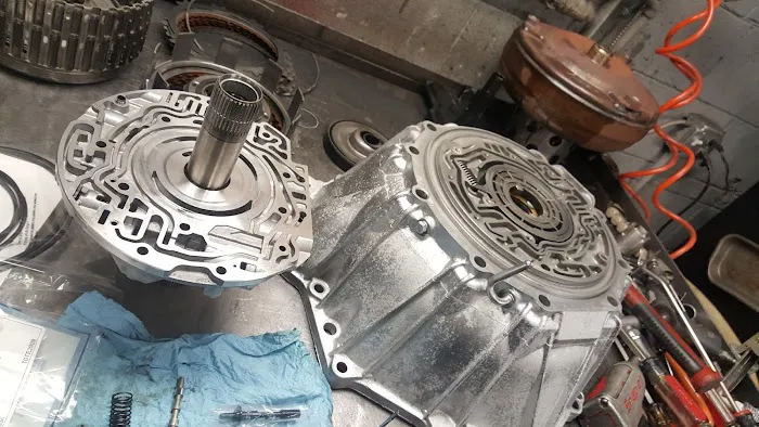 E & R Transmission 3