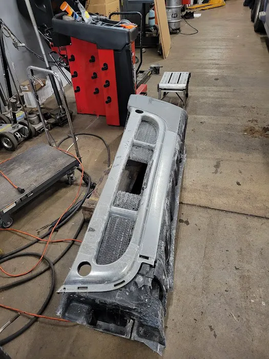 KNI Truck Repair 1