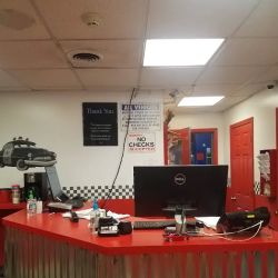 Uptown Garage ico