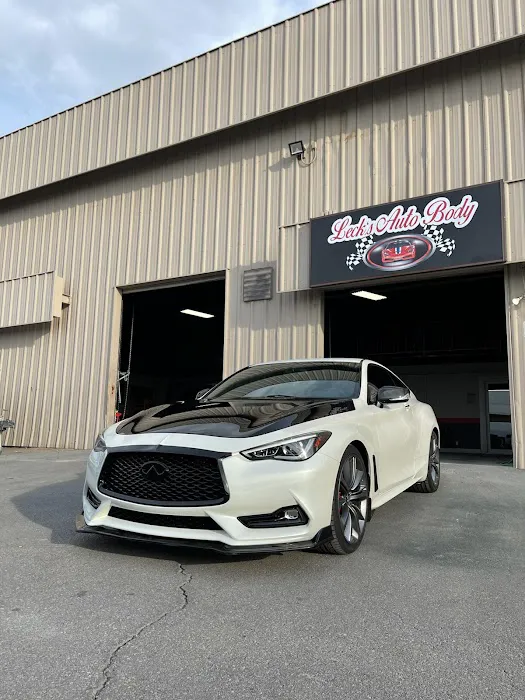 Leck's Auto Body 3