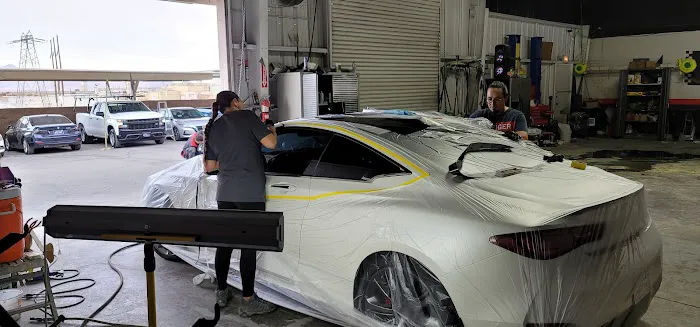 Leck's Auto Body 2