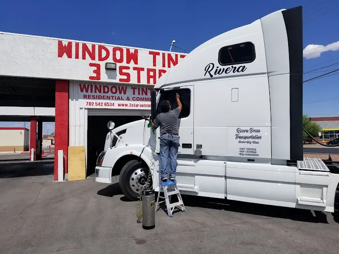 3 STAR AUTO TINTING NV 3