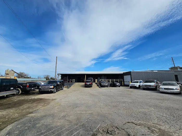 HNR Automotive 1