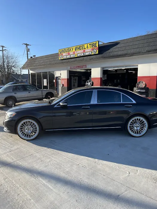 Sandusky Wheel And Tire 3