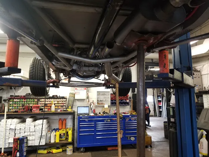 His & Her's Auto Brake & Muffler Shop 4