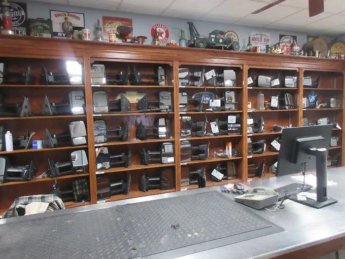 Hi Way 101 Auto & Truck Parts 3
