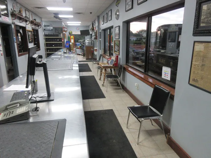 Hi Way 101 Auto & Truck Parts 6