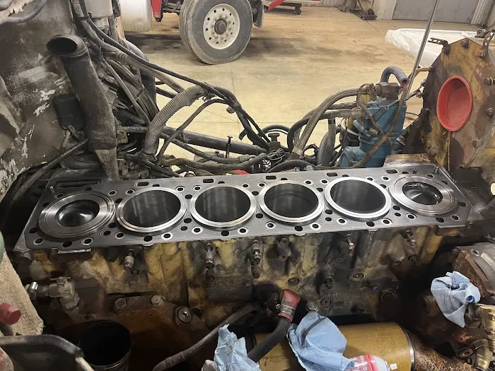 Bundrant’s 24hr truck&tire service mobile welding and more LLC 4