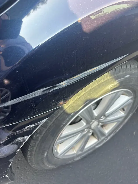 Moore's Auto Body 4