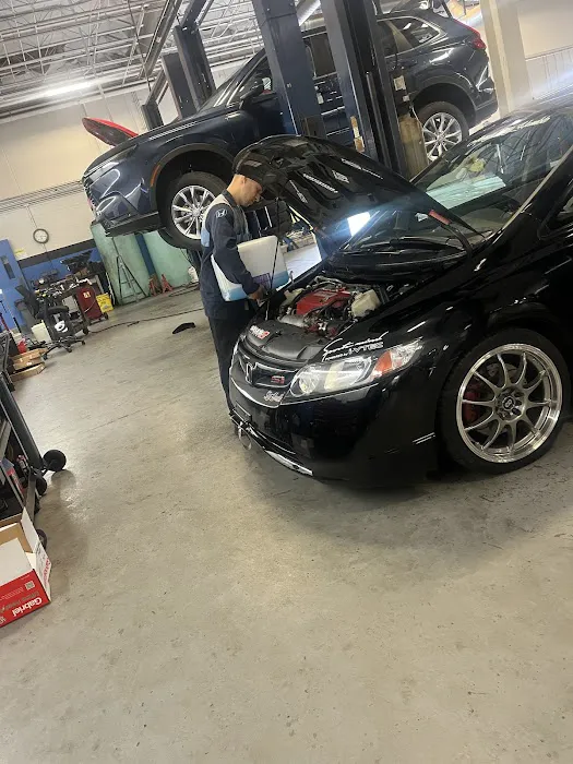 Great Lakes Honda West Service Center 2
