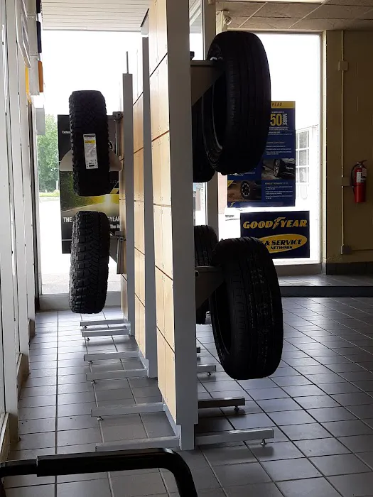 Conrad's Tire Express & Total Car Care 0