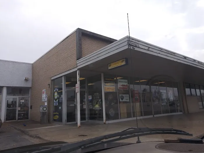 Conrad's Tire Express & Total Car Care 5