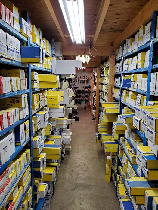 Dewey's Auto Supply 9