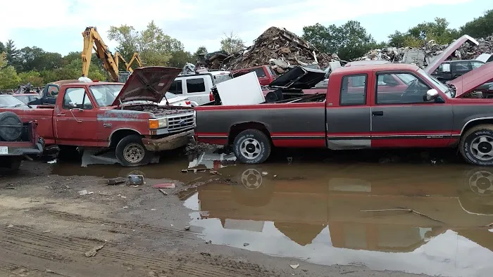 Paul's Auto Yard 8