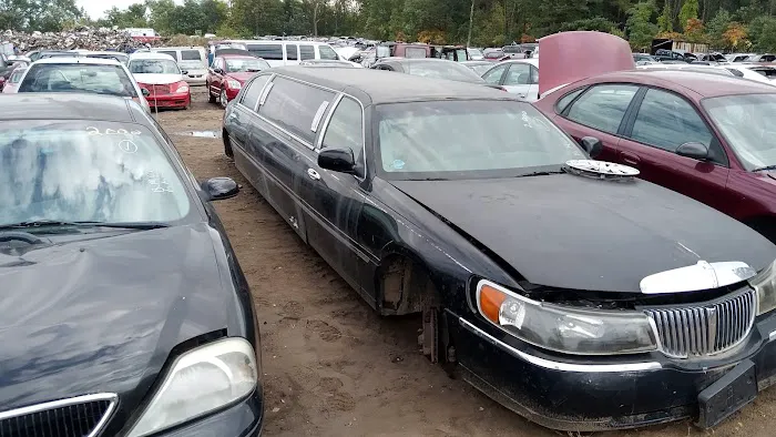 Paul's Auto Yard 6