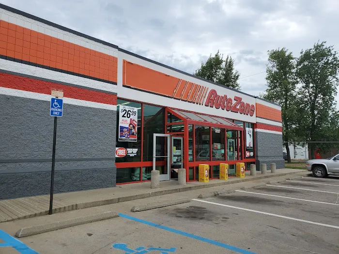 AutoZone Auto Parts 3