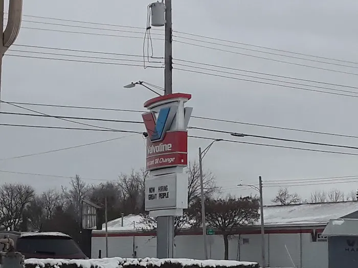Valvoline Instant Oil Change 4