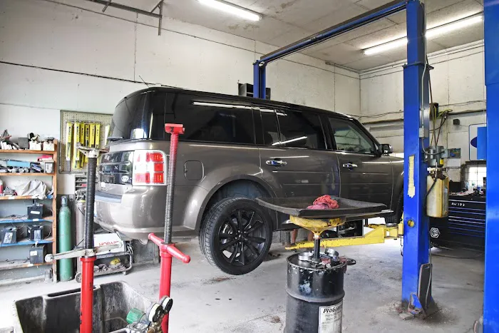 Wilder's Auto Service 5
