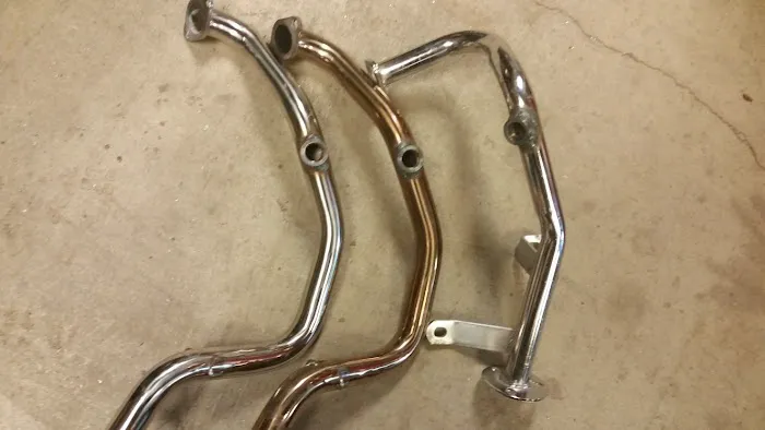 Gilbert's Maxi Muffler & Service 9