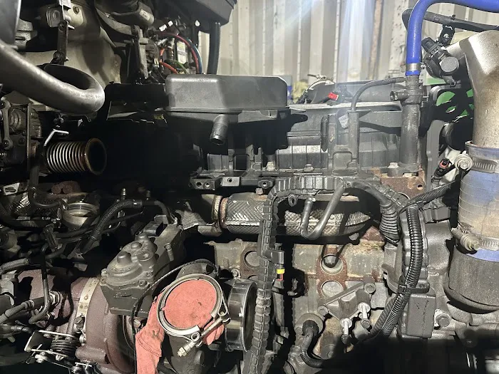 INDIAN TRUCK & TRAILER REPAIR SHOP Indiana 6