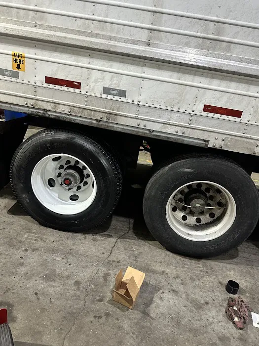 INDIAN TRUCK & TRAILER REPAIR SHOP Indiana 1