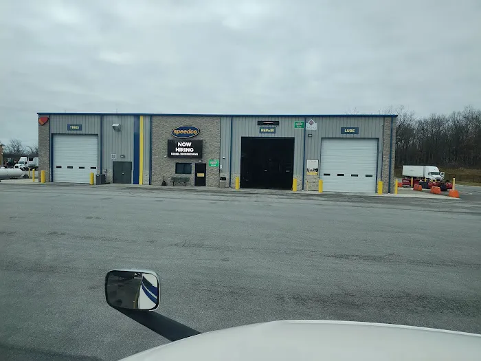 Speedco Truck Lube and Tires 7