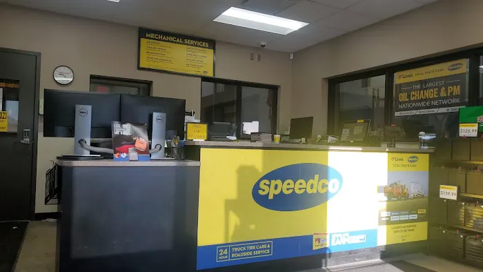 Speedco Truck Lube and Tires 8