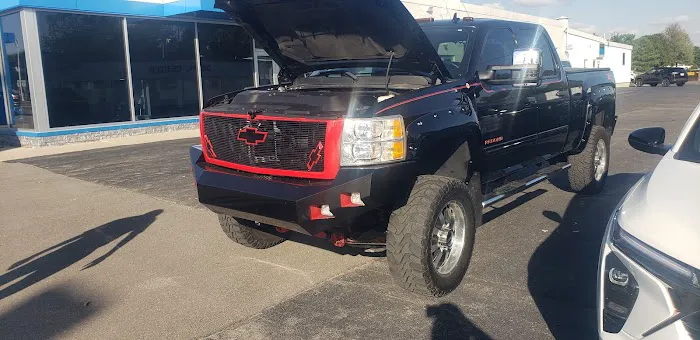 Don's Chevrolet GMC Service 3