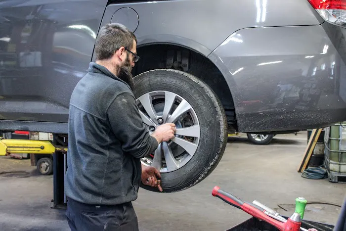 Gales Auto Repair 3