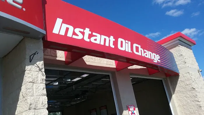 Valvoline Instant Oil Change 8