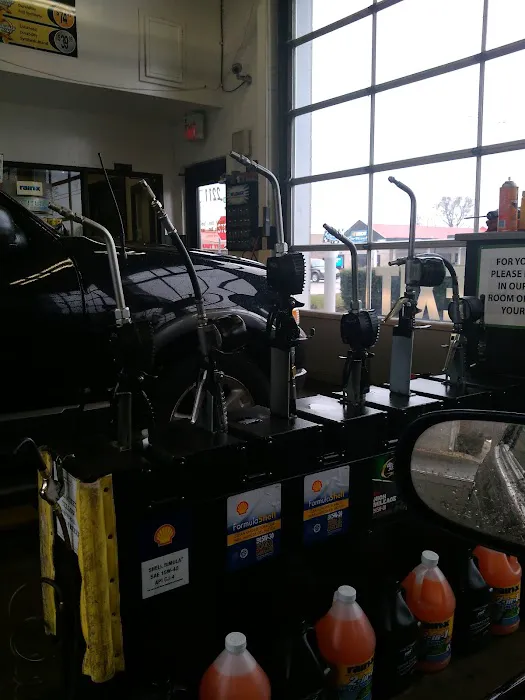 Performance Plus Quick Oil Change 6