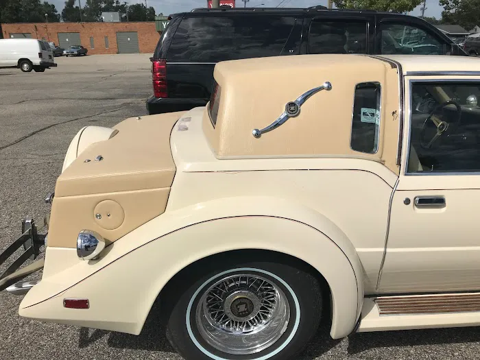 Coffman Auto Glass & Upholstery 0