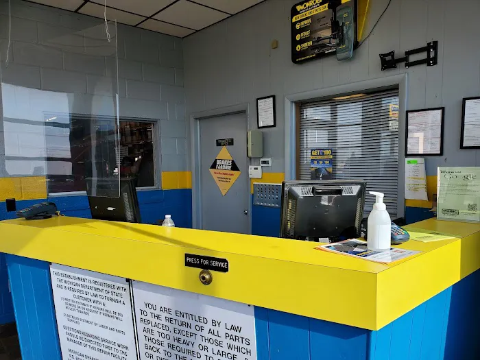 Monro Auto Service and Tire Centers 5