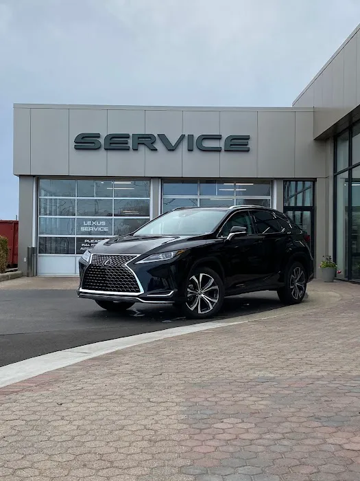 Harvey Lexus of Grand Rapids Service Department 8
