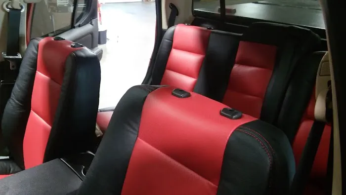 Sylvania Auto Restyling & Glass 4