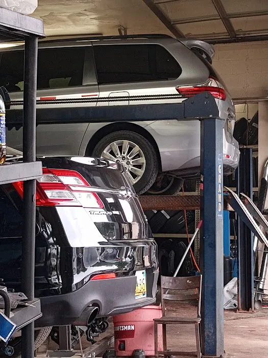 Ford and Walton Auto Care 4